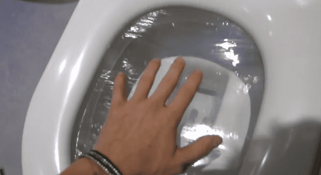 pranks-to-do-on-friends-9