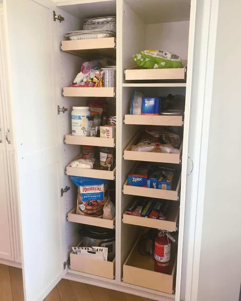 pull-out pantry organization ideas