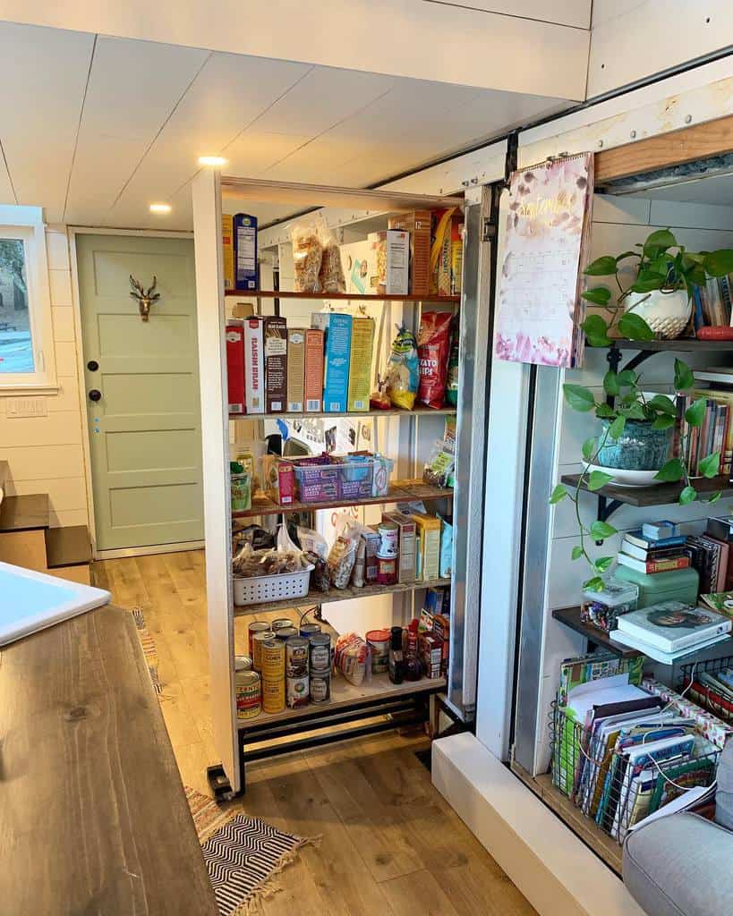 narrow pull-out pantry organization in kitchen 