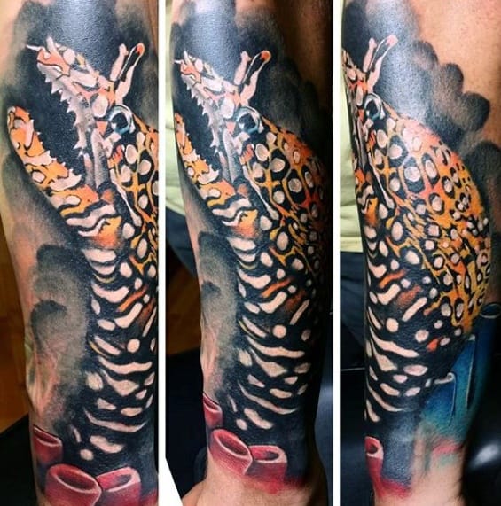 Realistic Underwater Forearm 3d Male Eel Tattoo Ideas