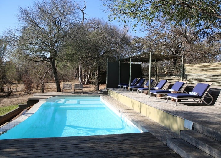 relaxing multilevel above ground pool deck ideas