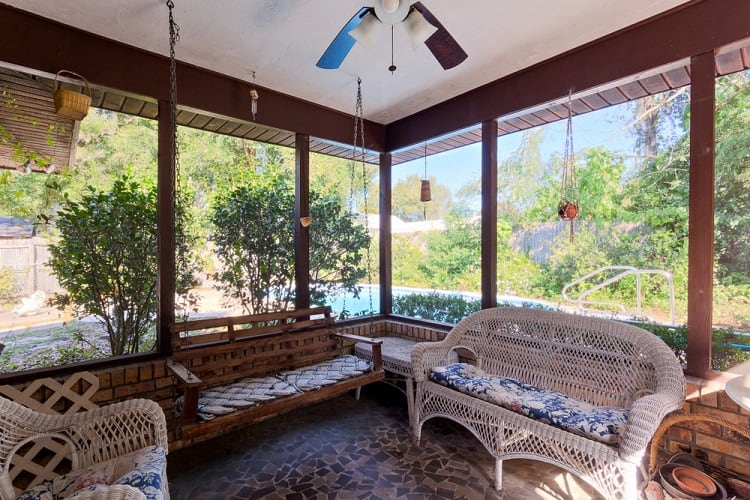 porch with hanging plants