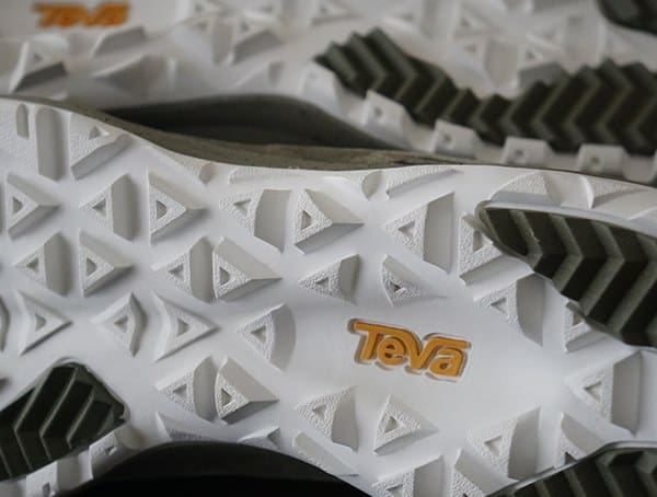 Rugged White Outsole Teva Peralta Chukka Boots For Men