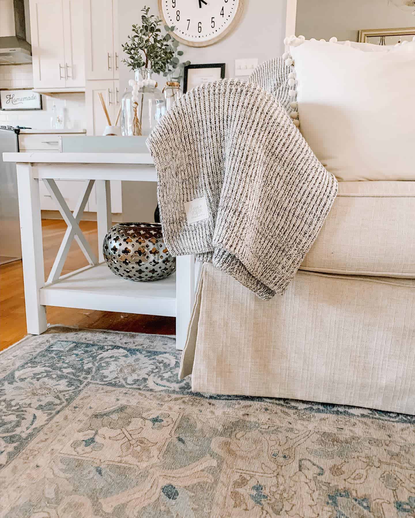 farmhouse style living room 