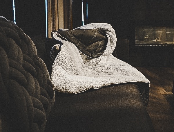 Rumpl Blanket Review Sherpa With Charcoal Nylon Back