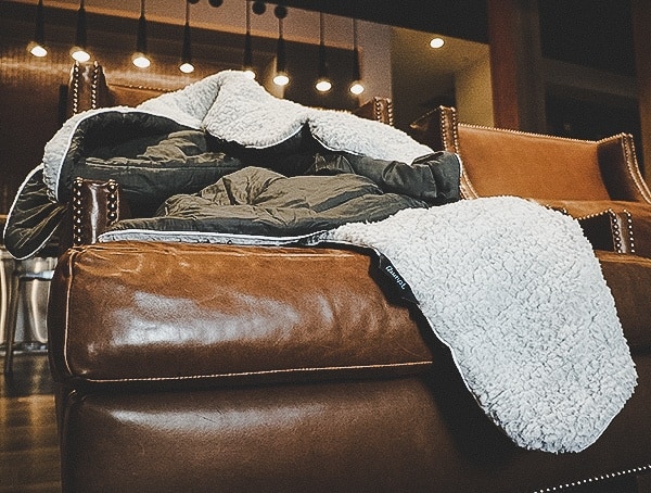 Rumpl Puffy Sherpa Charcoal Blanket Reviews