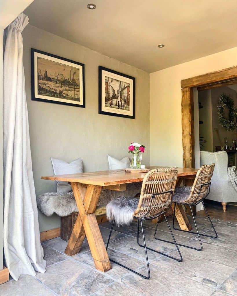rustic dining room in cottage