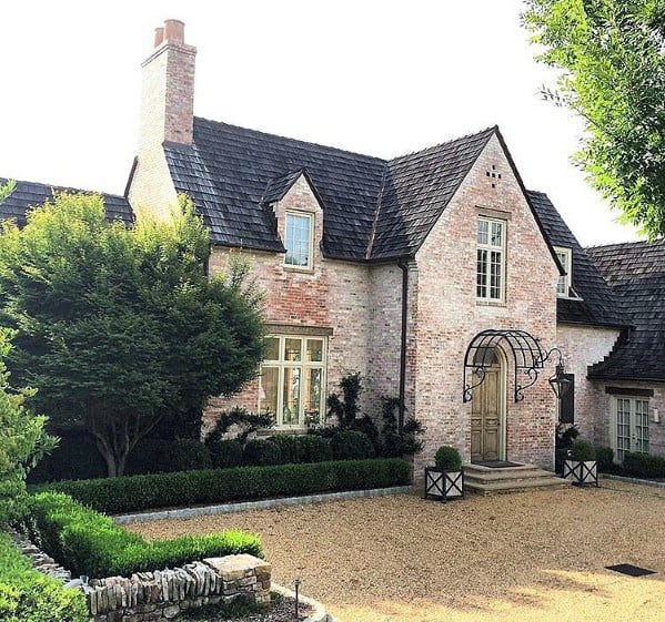 Rustic Luxury Gravel Driveway