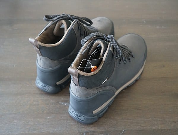 Seamless Heel Outsole Bogs Foundation Mid Leather Composite Toe Boots For Men