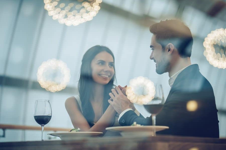 should-i-propose-before-or-after-dinner-image-7