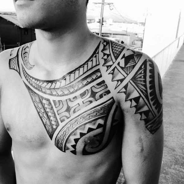 Shoulder And Chest Mens Polynesian Tribal Tattoos