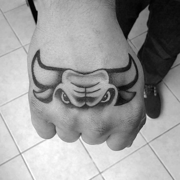 Simple Manly Chicago Bulls Guys Hand Tattoo Ideas