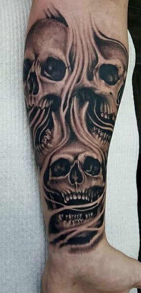 Skull Smoke Men's Tattoos On Wrist