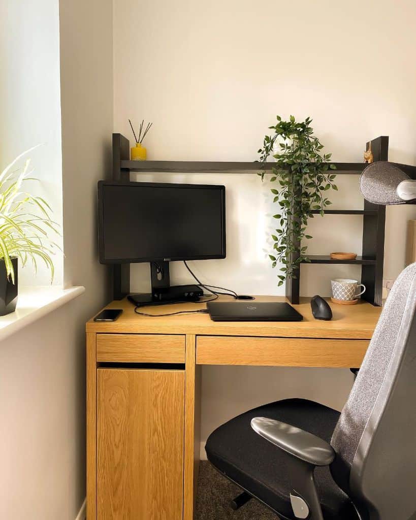 simple wood computer desk 