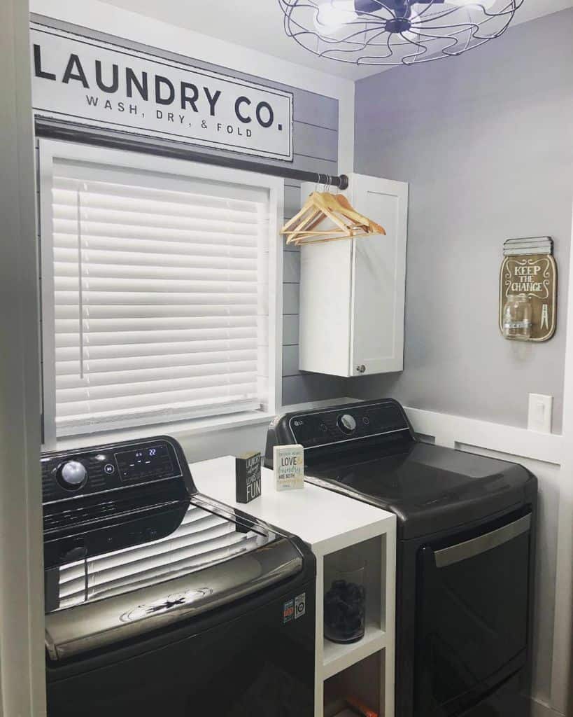 small laundry room washer and dryer