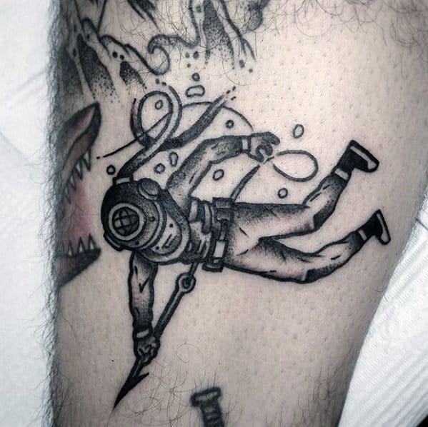 Small Leg Male Tattoo With Diver Design