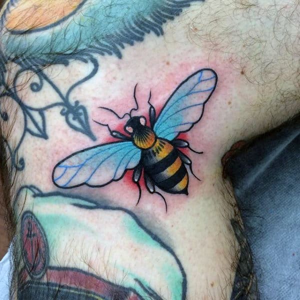 Small Old School Mens Bee Leg Tattoo