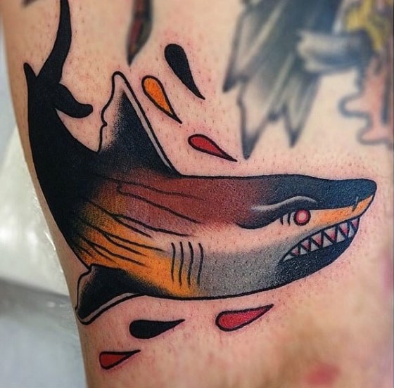 Small Simple Shark Men's Tattoo On Arm