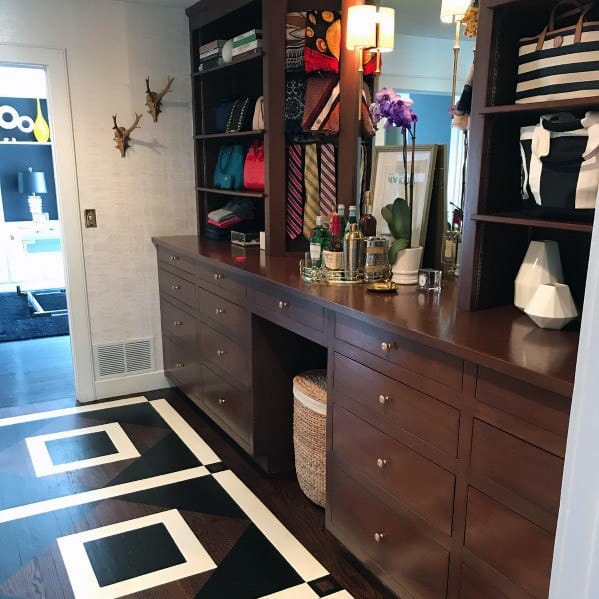 Square Pattern Painted Floor Design Inspiration