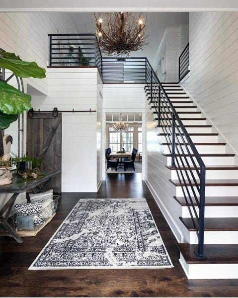 staircase shiplap wall accent
