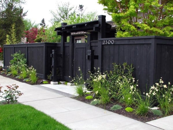 high black front yard fence with gate 