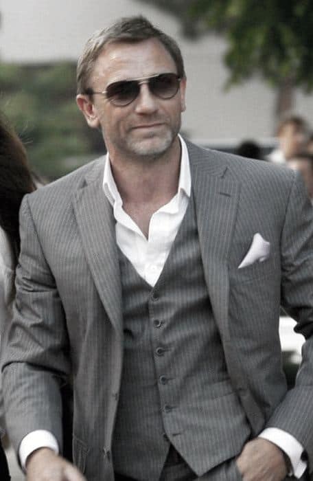 Styles How To Wear A Thee Piece Suit Without A Tie Mens Outfits Styles