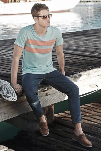 Summer Outfits Styles For Gentlemen Simple T Shirt Wtih Jeans