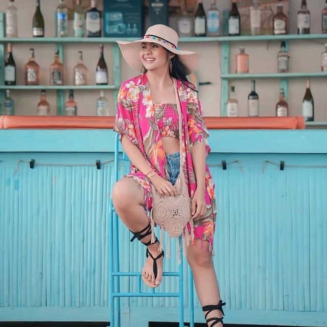 Summer Tropical Prints Outfit