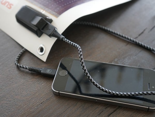 Sunsoaker Review Charge Iphone Se