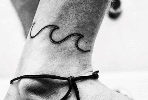 Surf Waves Line Tatoo Male Ankle
