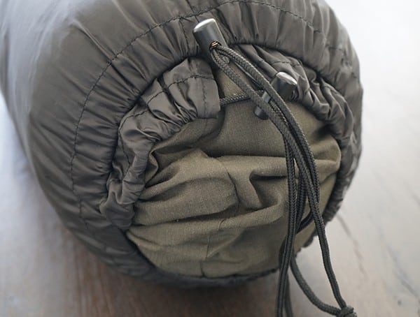 Takibi Kake Futon Down Blanket Compression Sack Pull Cord