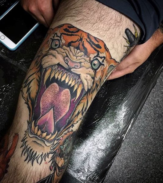 Thigh Korean Tiger Tattoo For Guys