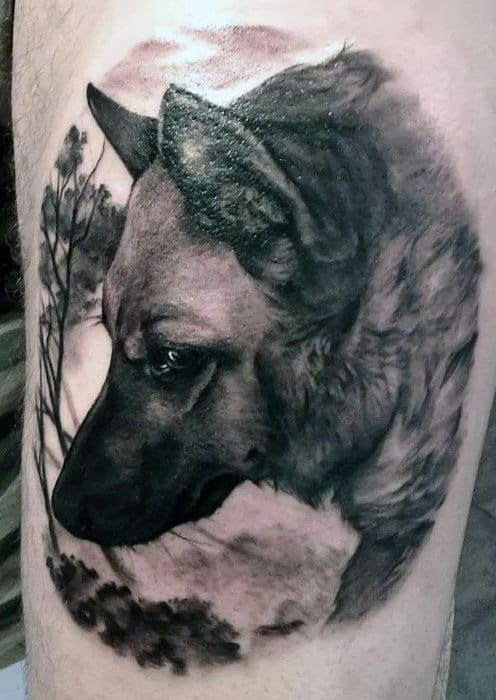 Thigh Mens Realistic Tattoo With Wolf Design
