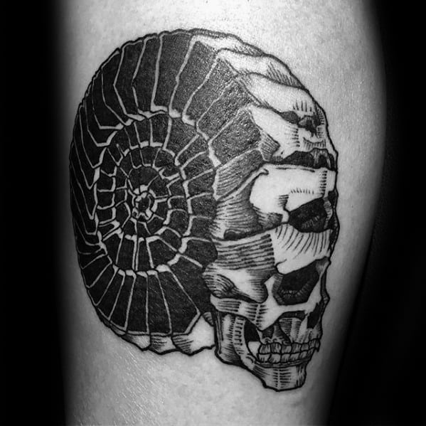 Thigh Skulls Ammonite Tattoo Designs For Guys