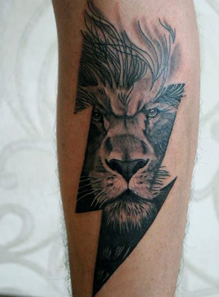 Thunderbolt Men's Lion Wrist Tattoo