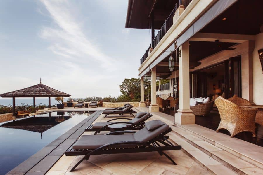 resort style pool deck