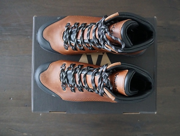 Top View Vasque St Elias Full Grain Gore Tex Cognac Mens Boots