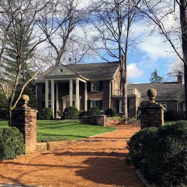 Traditional Home Gravel Driveway Ideas