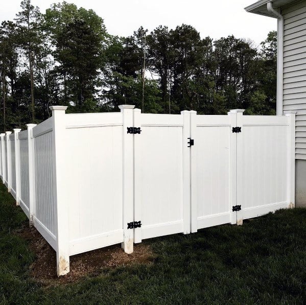 traditional white vinyl privacy fence