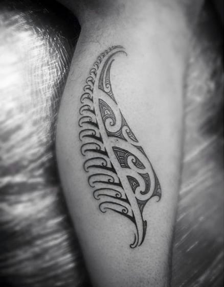 Triba Polynesian Male Fern Tattoo On Leg
