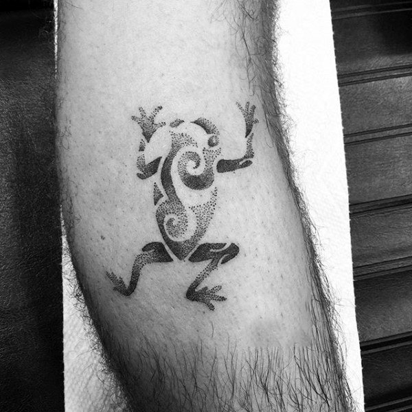 Tribal Dotwork Mens Frog Tattoo Inspiration