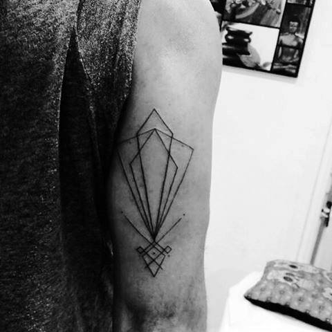 Tricep Simple Line Pinstripe Mens Tattoos