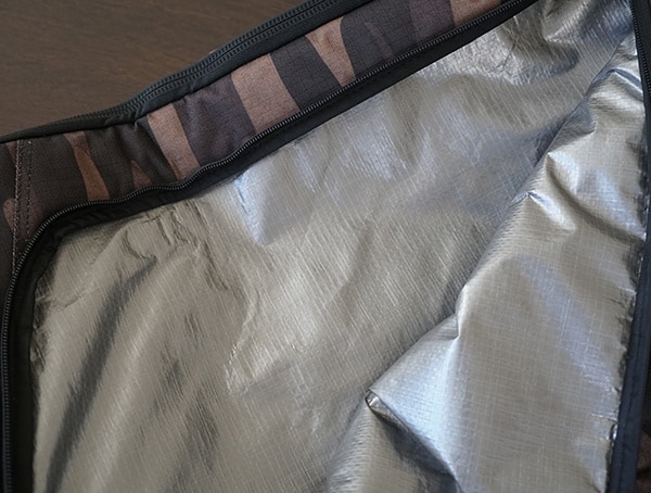 Two Skis Dakine Roller Travel Bag