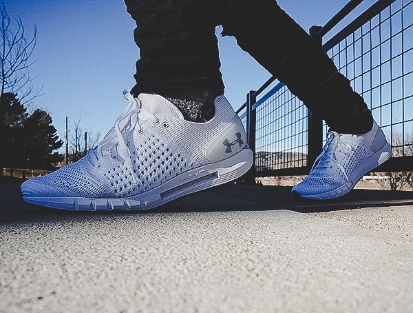 Under Armour Sonic Hover Connected Mens Outdoor Running Shoes