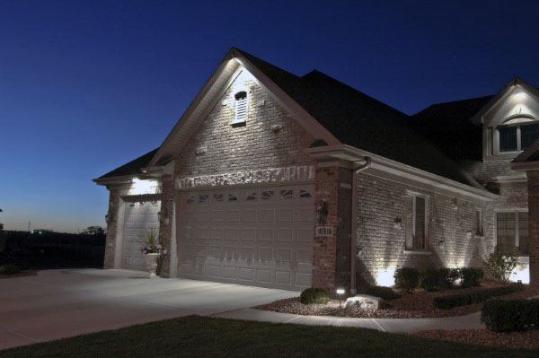 Unique Outdoor Garage Lighting Ideas