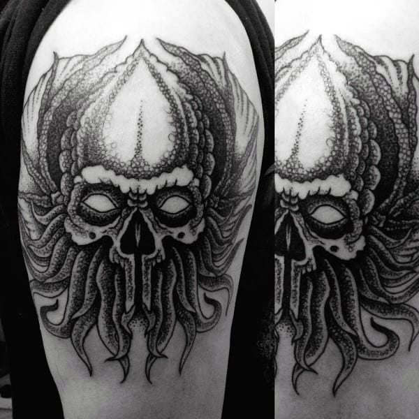 Upper Arm Detailed Cthulhu Skull Male Tattoo Ideas