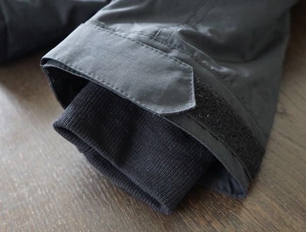 Velcro Wrist Cuff Gobi Heat Shift 5 Zone Heated Snowboard Jacket