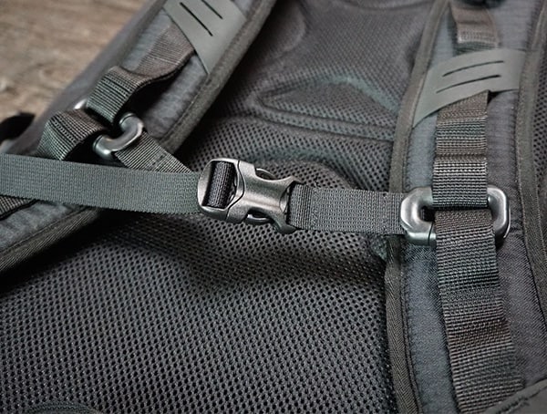 Vertx Edc Gamut Plus Backpack Sternum Strap