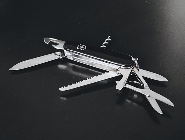 Victorinox Swiss Army Huntsman Medium Pocket Knife