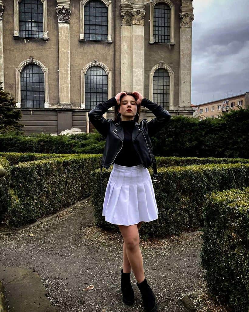 Vintage Black Grunge Outfits